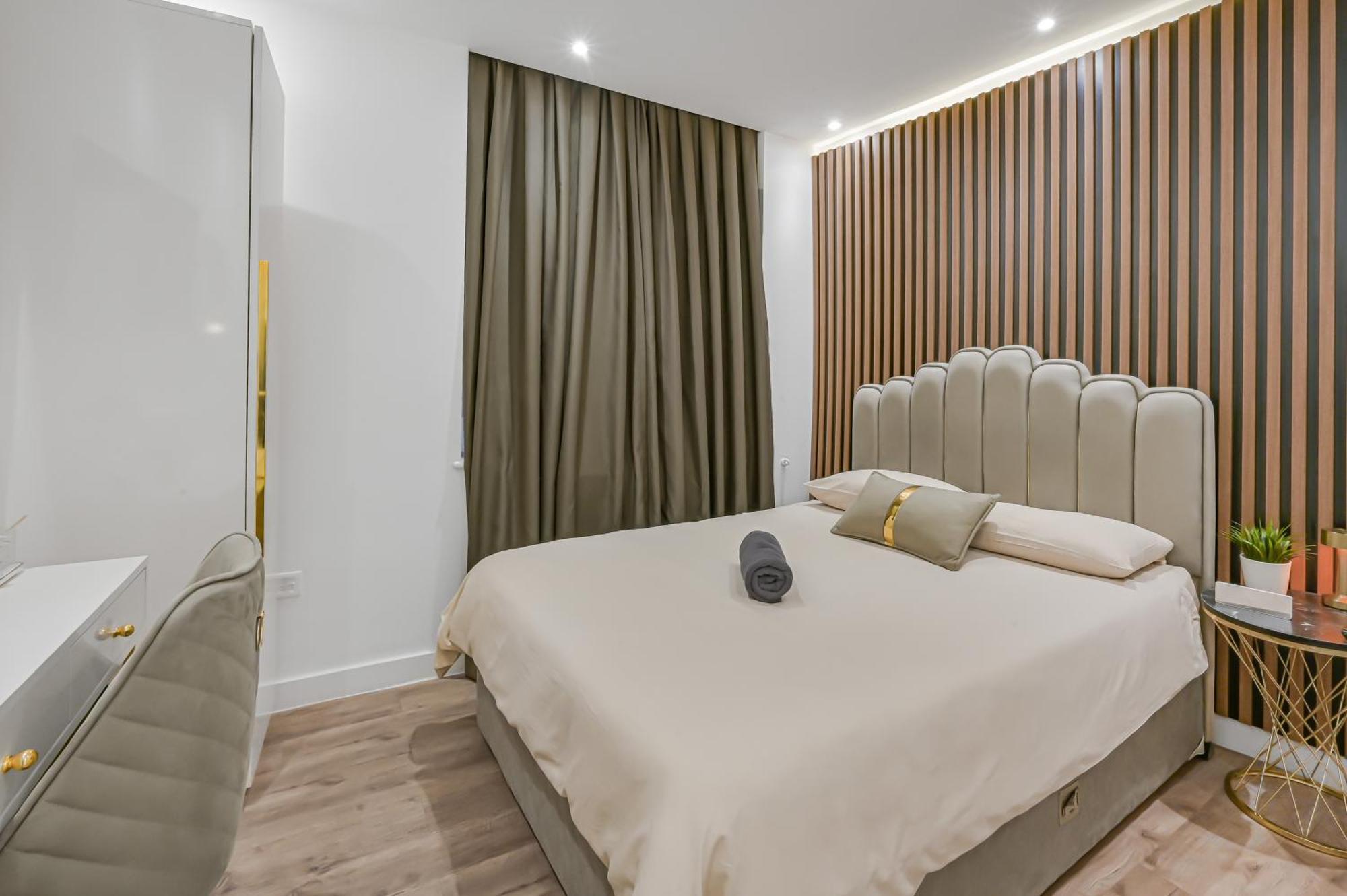 Hotel 64 *