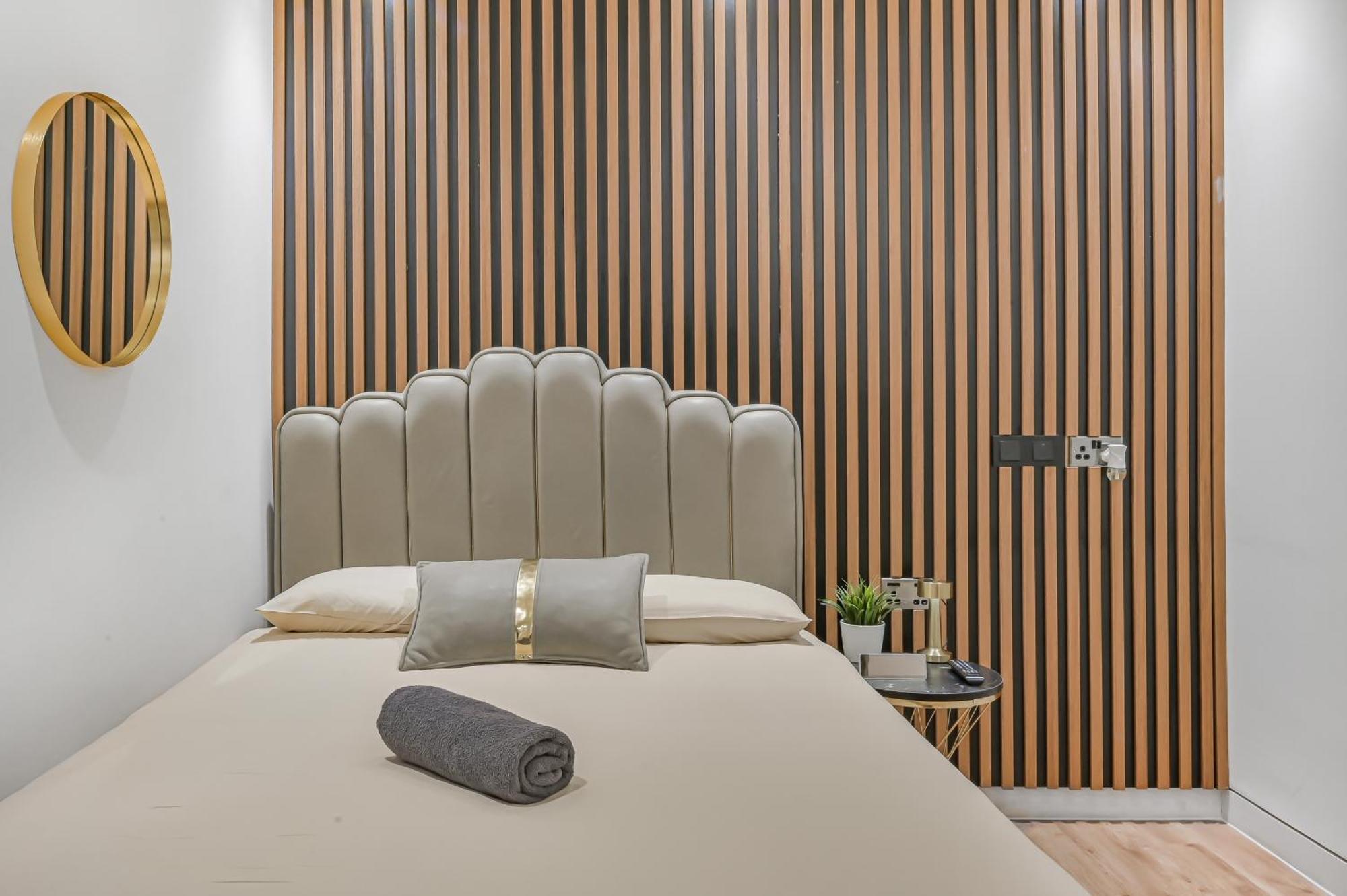 Hotel 64 *